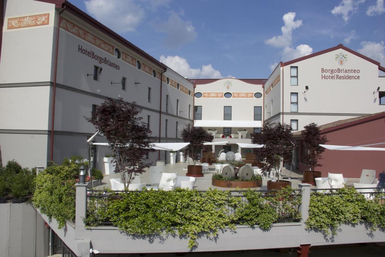 Hotel Borgo Brianteo ปอนเต ซาน ปิเอโตร ภายนอก รูปภาพ